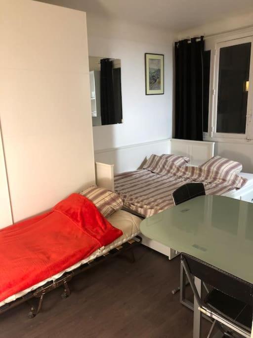 Beau Appartement,Proche De Metro Paris Exterior foto
